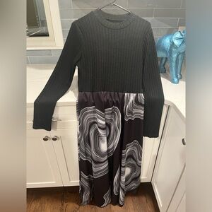 SHEIN Black Dress (Must Add to a Bundle Amounting to a Minimum of $20)